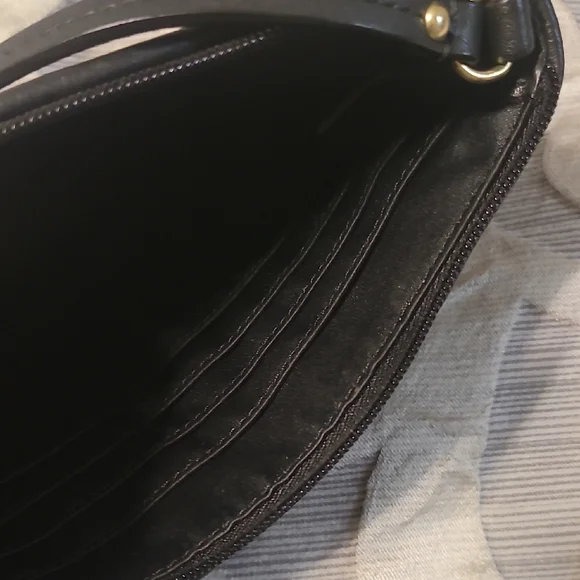 Coach Black Leather Shoulder Bag - Picture 3 of 3